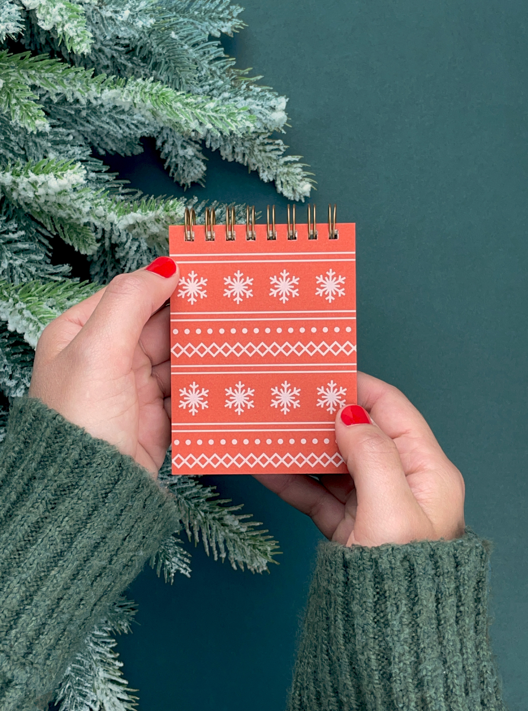 Red and white Christmas sweater pattern miniature notebook